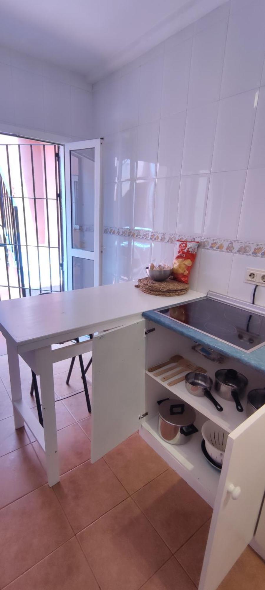 Apartemen Big And Cozy With A Big Terrace In The Center Of The Old Town *